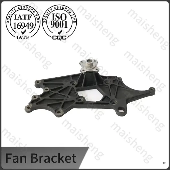 Support de ventilateur de refroidissement de moteur de véhicule léger